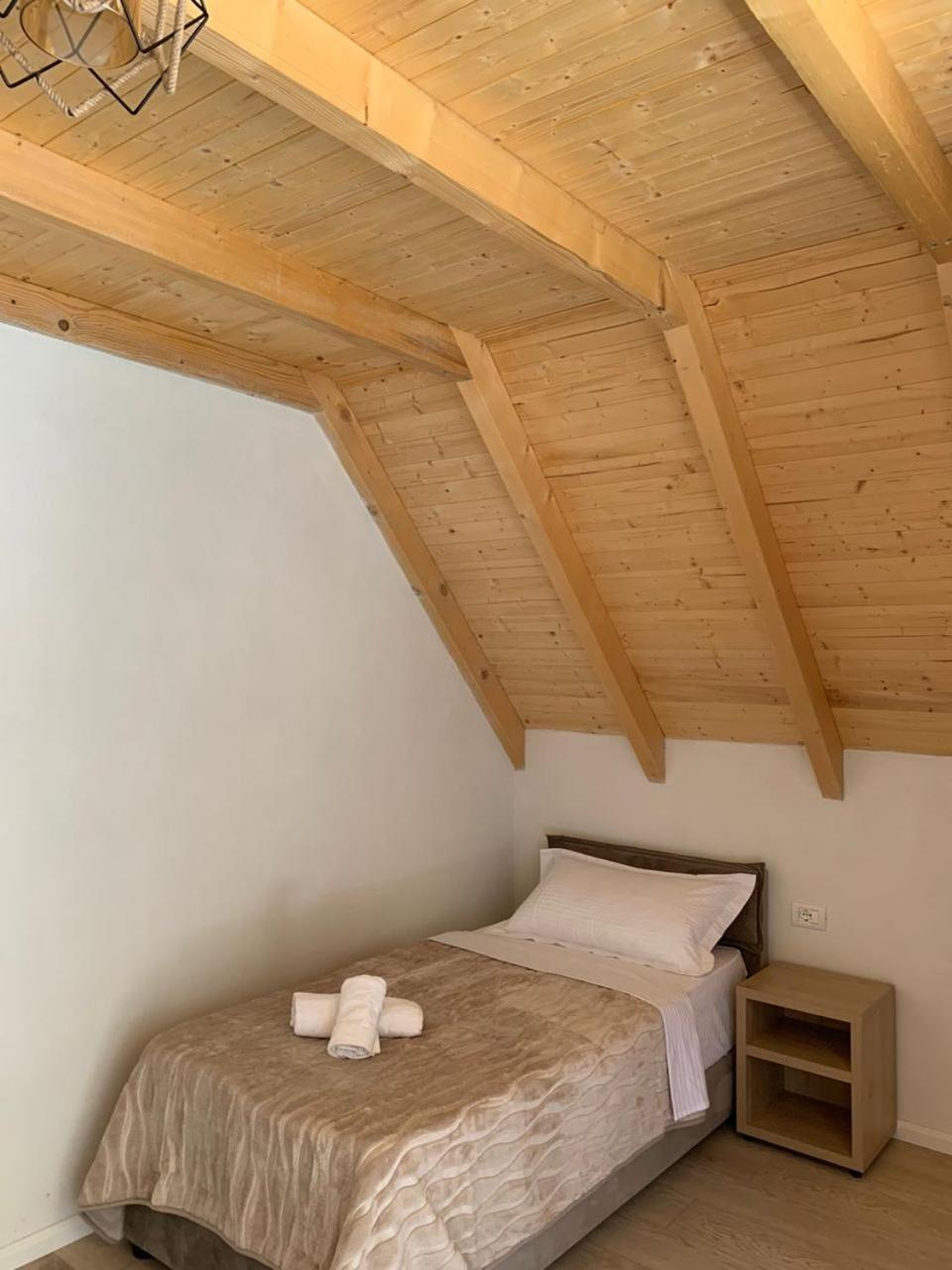 Serenity Guesthouse Тети Экстерьер фото